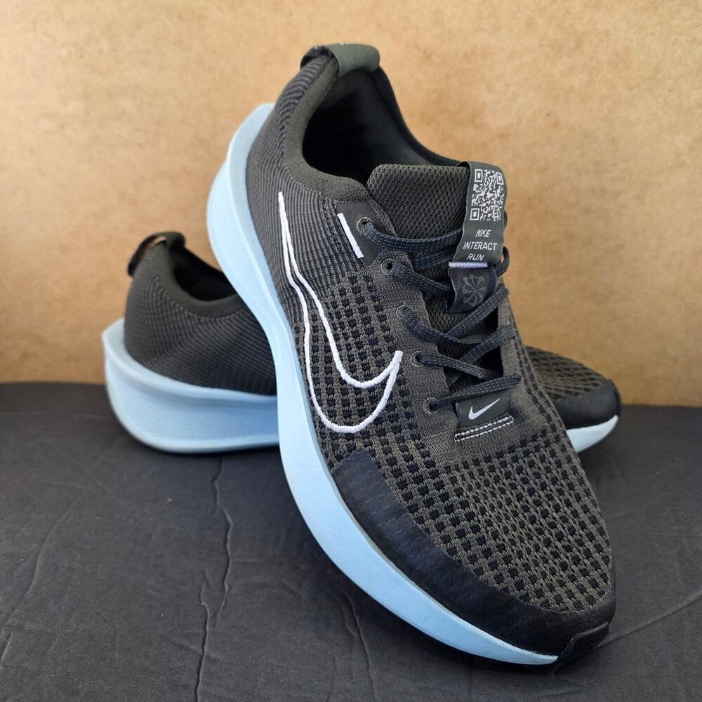 Nike Interact Run running shoes in the Sequoia and Glacier Blue color Size 10